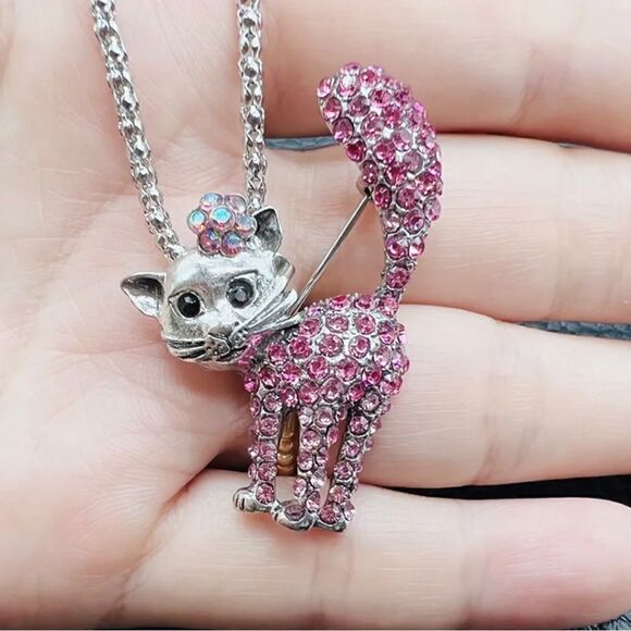 Pink Crystal Flower Cat Kitten Pendant Chain Necklace/Brooch NWOT - Picture 1 of 4